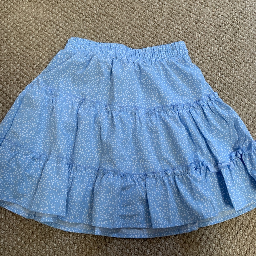 Blue and white patterned skirt